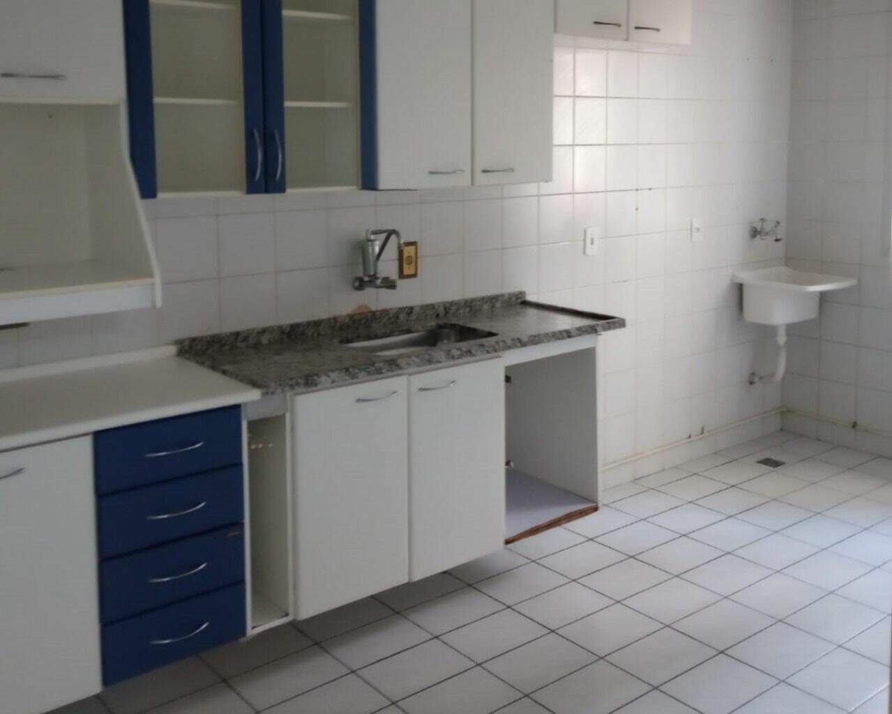 Apartamento à venda no Parque Eloy Chaves: 
