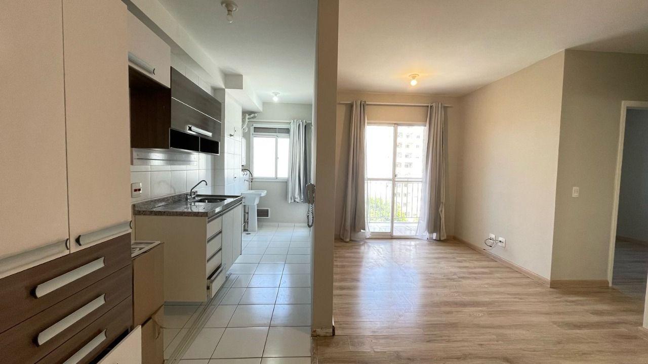 Apartamento à venda no Engordadouro: 