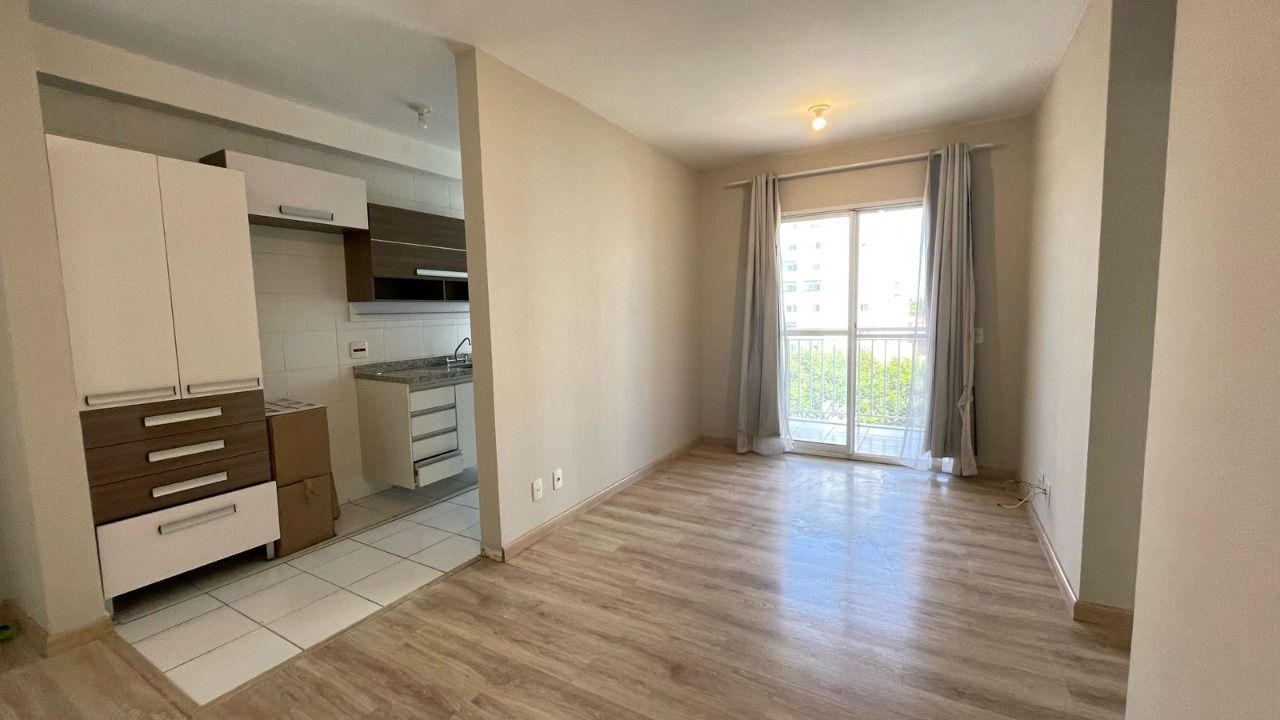 Apartamento à venda no Engordadouro: 