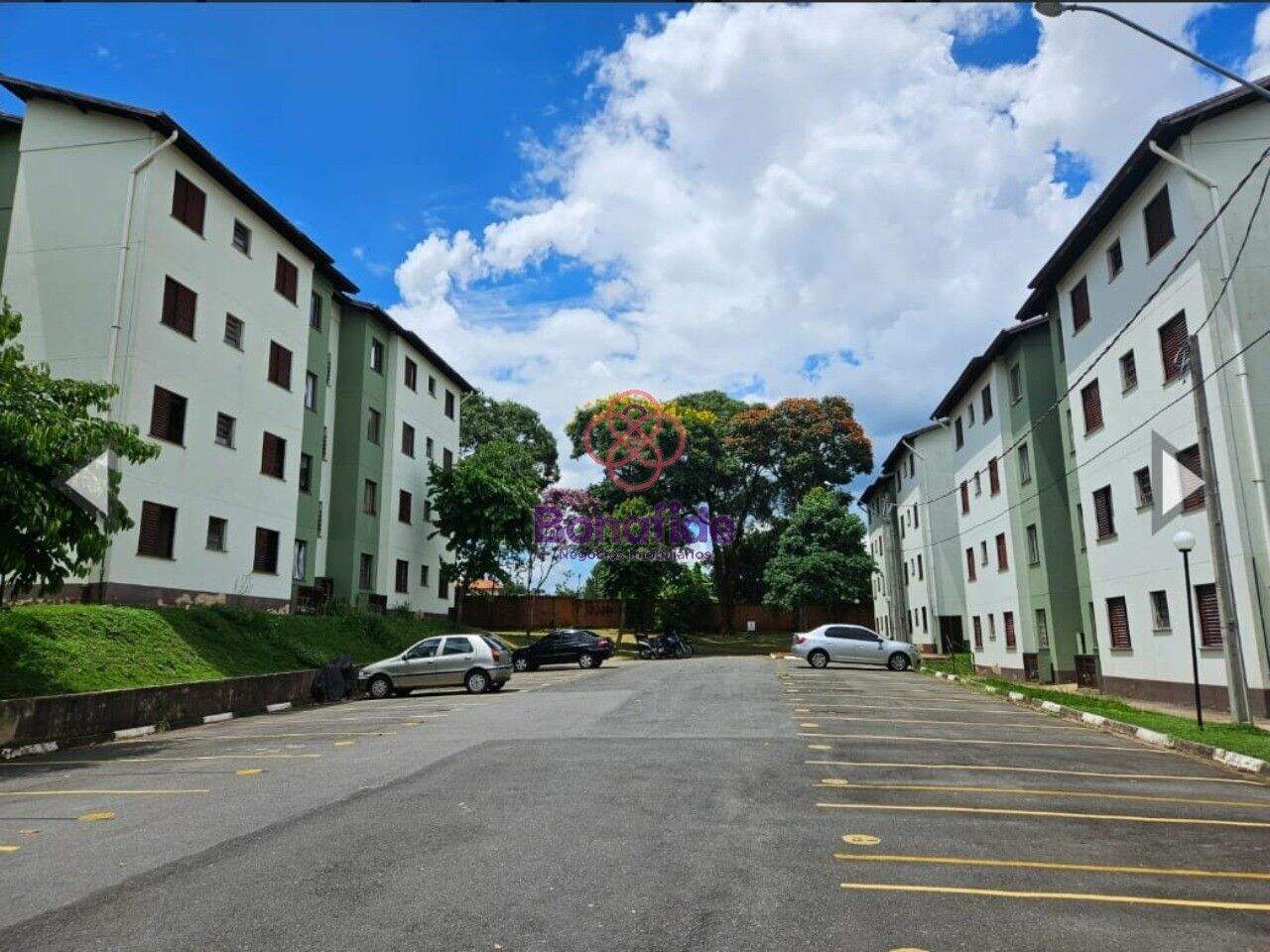 Apartamento à venda no Medeiros: 