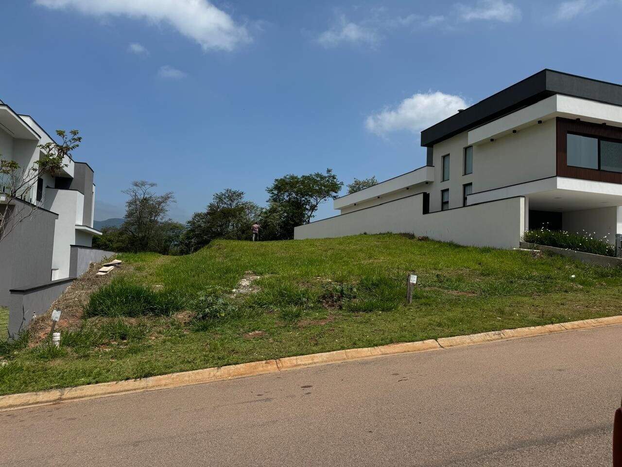 Terreno à venda no Medeiros: 