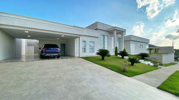 Casa à venda no Loteamento Portal da Colina: 