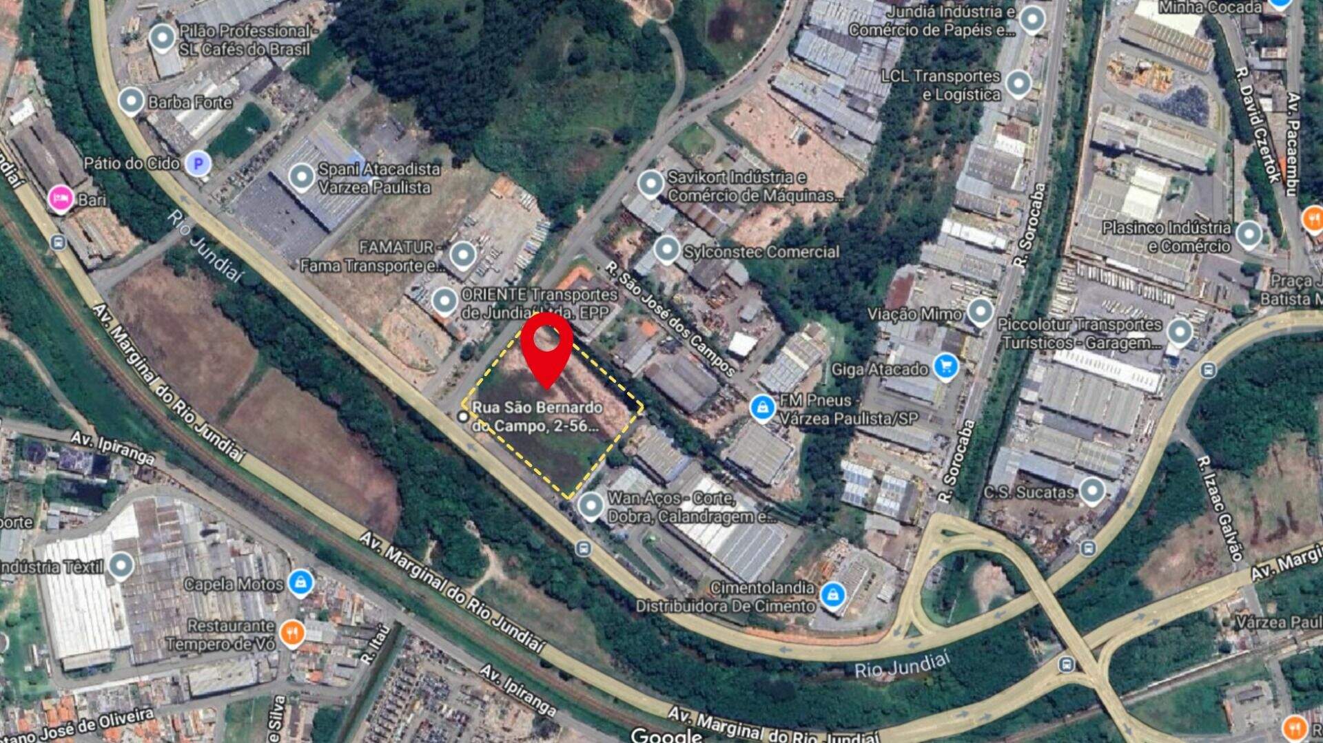 Área à venda no Área Industrial: 