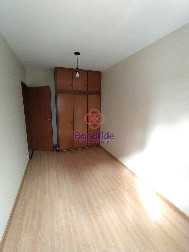 Casa à venda no Centro: 