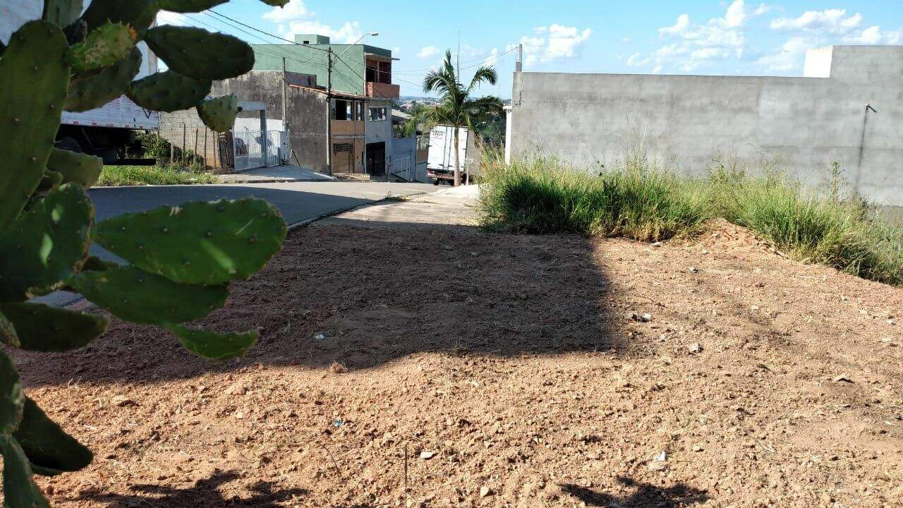 Terreno à venda no Jardim Brasil: 