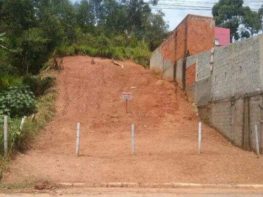 Terreno à venda no Parque Santana (Botujuru): 