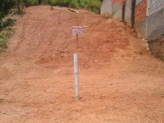 Terreno à venda no Parque Santana (Botujuru): 
