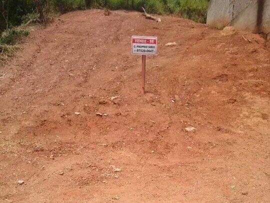 Terreno à venda no Parque Santana (Botujuru): 