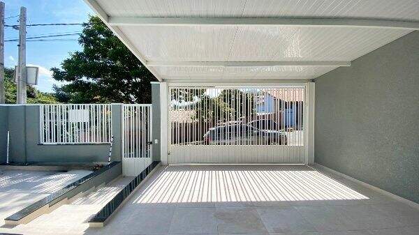 Casa à venda no Residencial Jardim Perolla: 