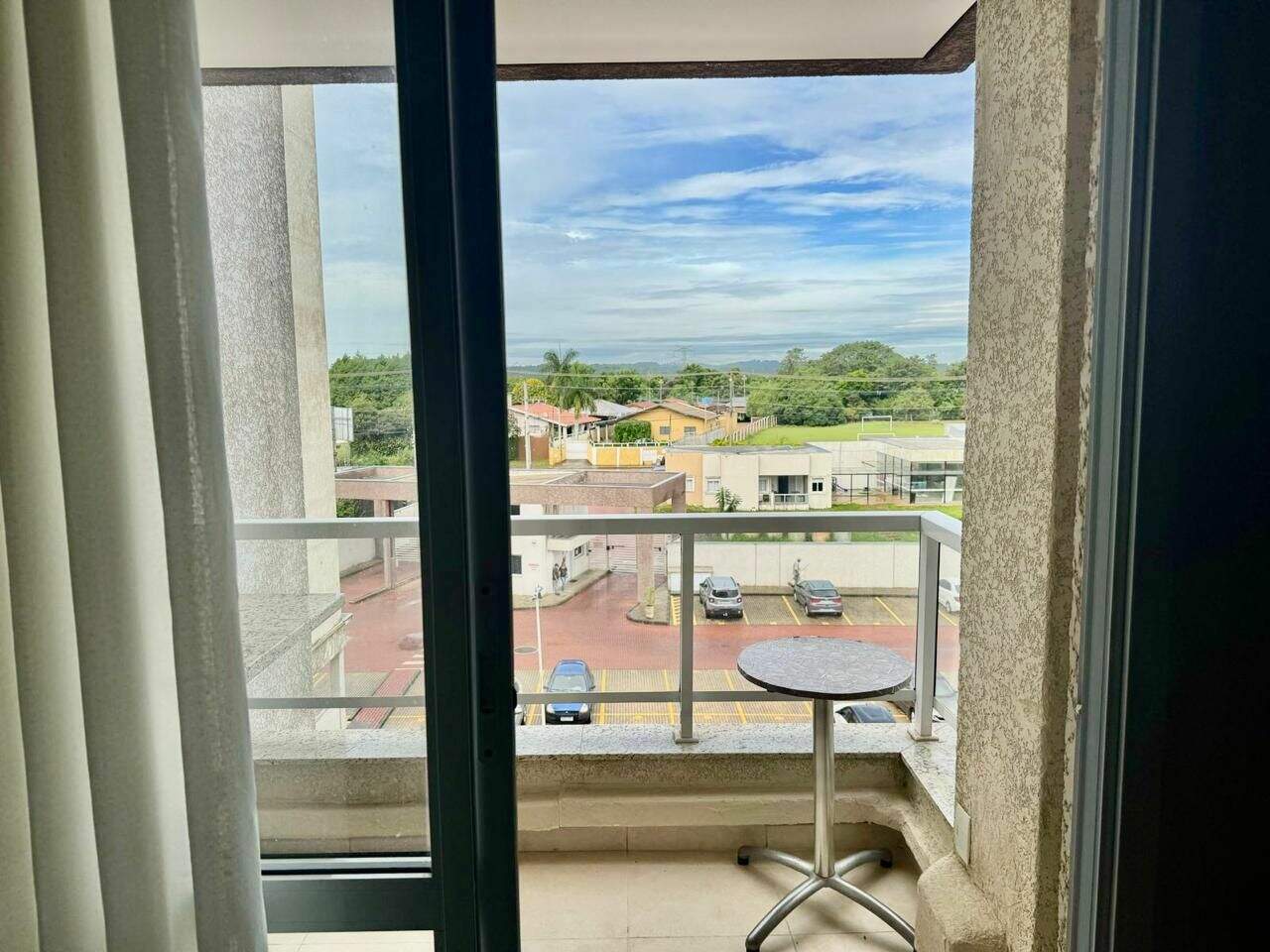 Apartamento à venda no Medeiros: 