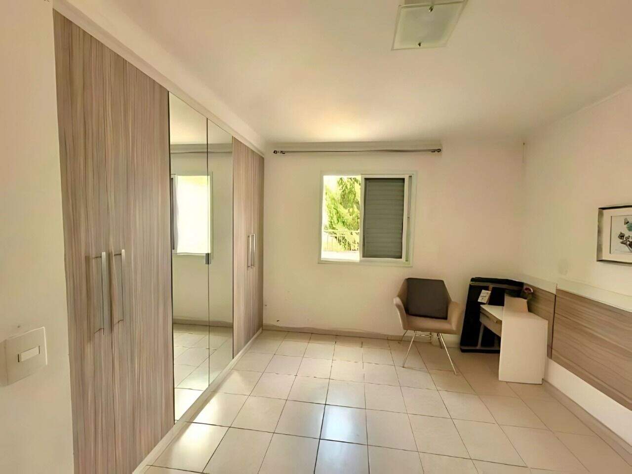 Apartamento à venda no Engordadouro: 