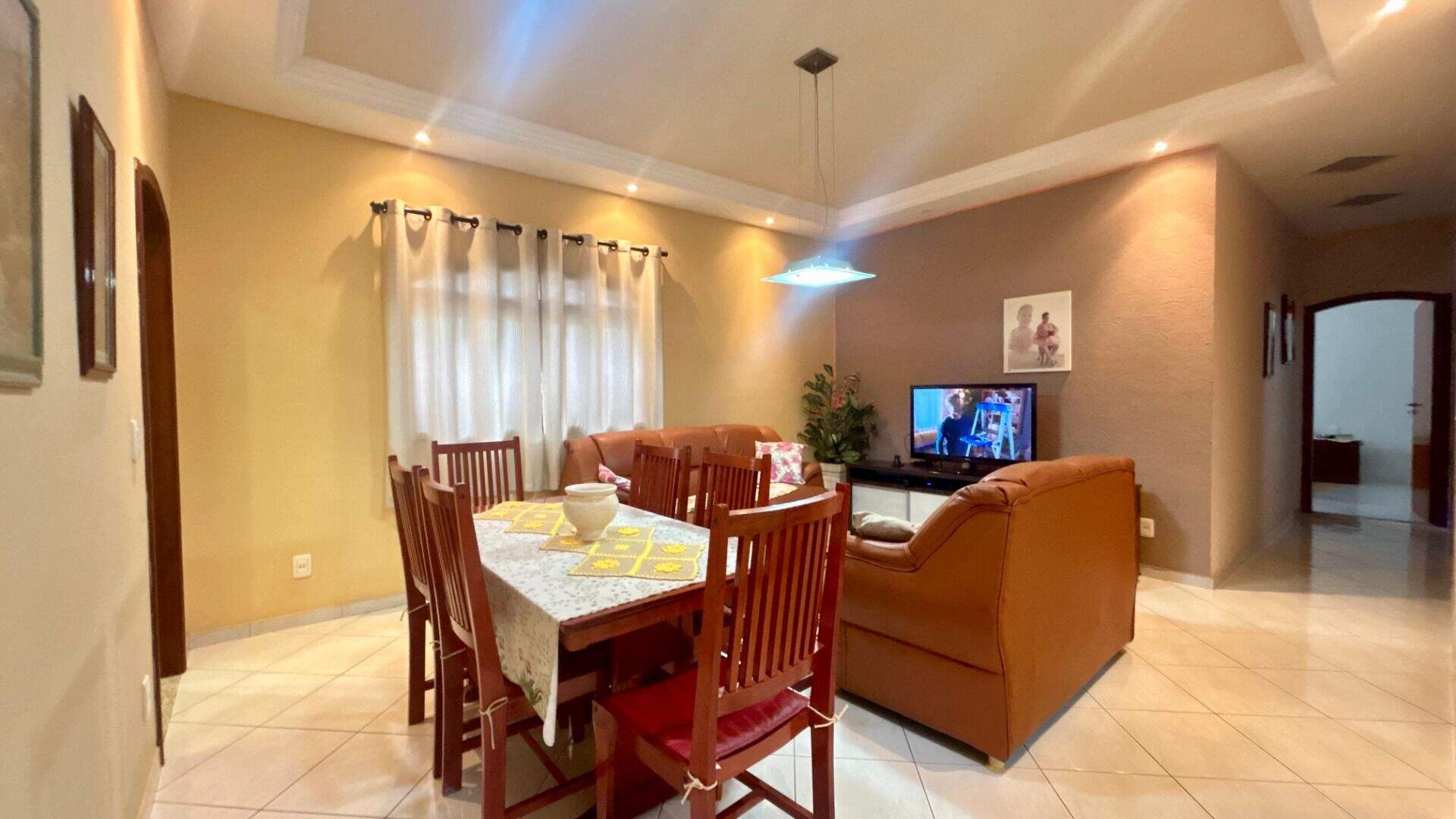 Casa à venda no Vila Vechi: 