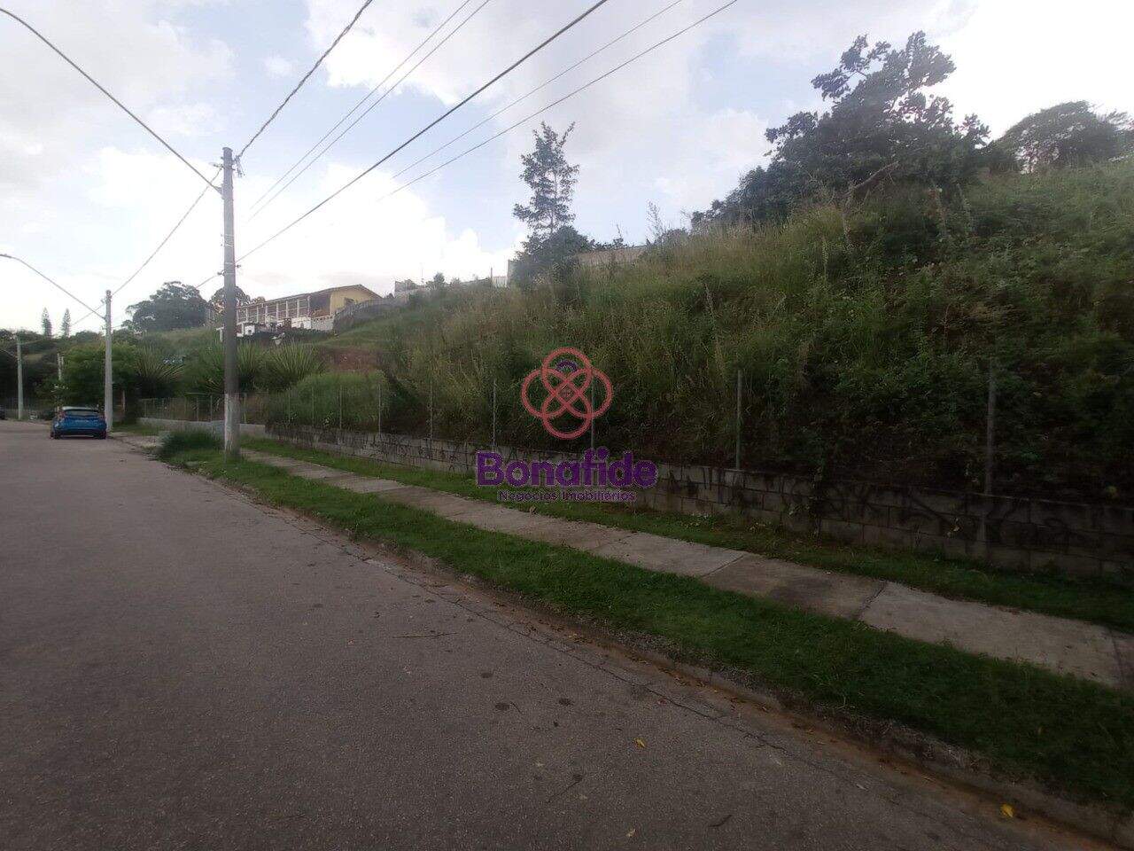 Terreno à venda no Vale Azul II: 