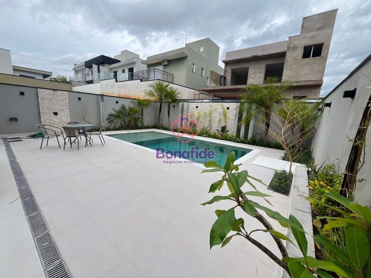 Sobrado à venda no Recanto Quarto Centenário: 