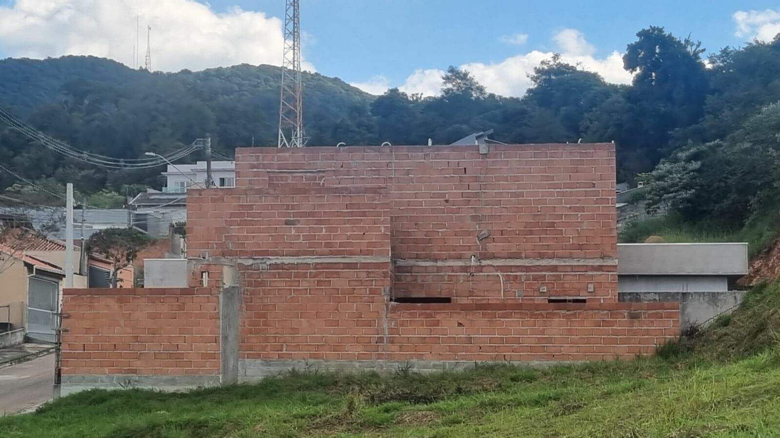 Casa à venda no Jardim Copacabana: 