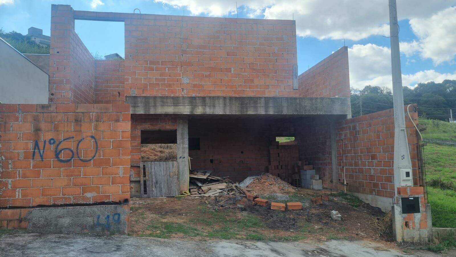 Casa à venda no Jardim Copacabana: 