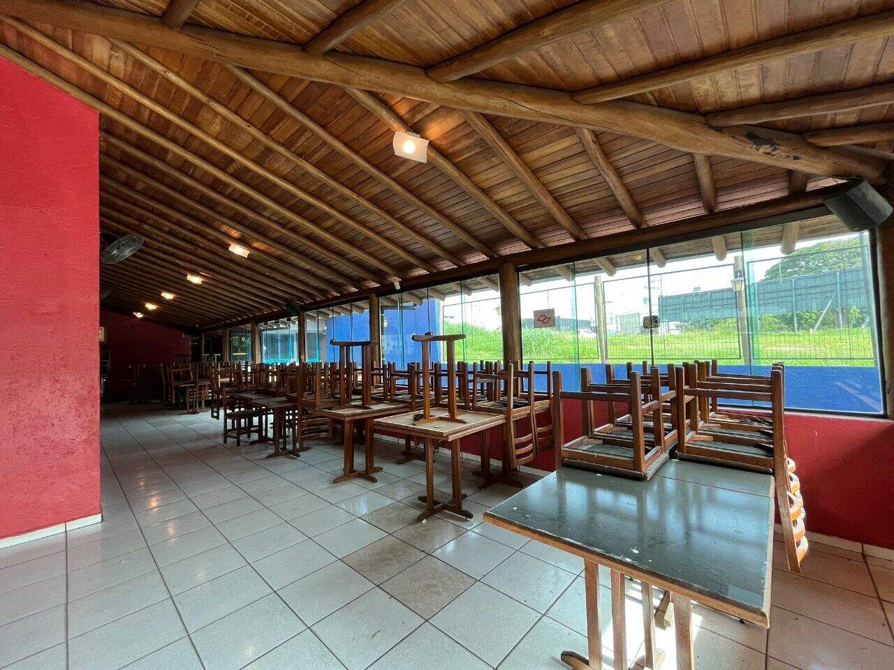 Salão à venda no Jardim Florestal: 