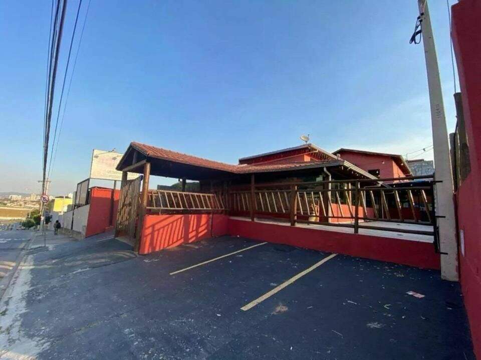 Salão à venda no Jardim Florestal: 