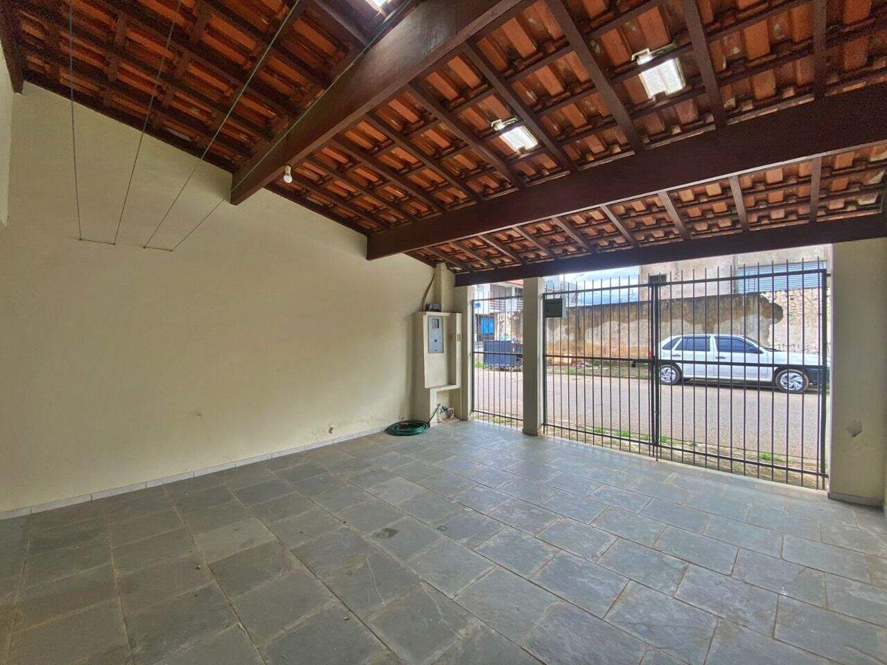 Casa à venda no Jacaré: 