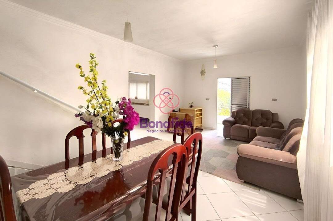 Casa à venda no Jardim Copacabana: 