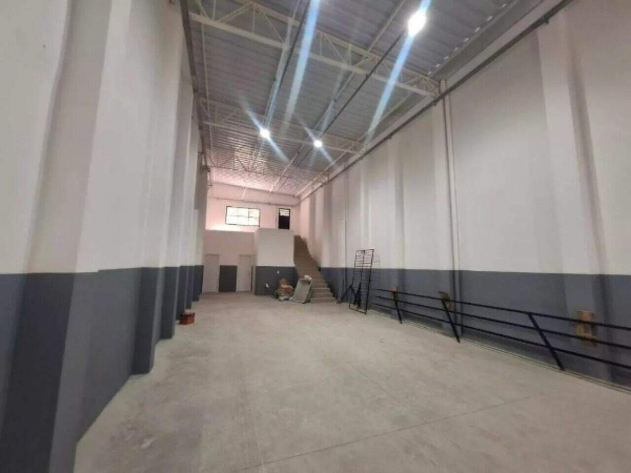 Galpão à venda no Centro: 