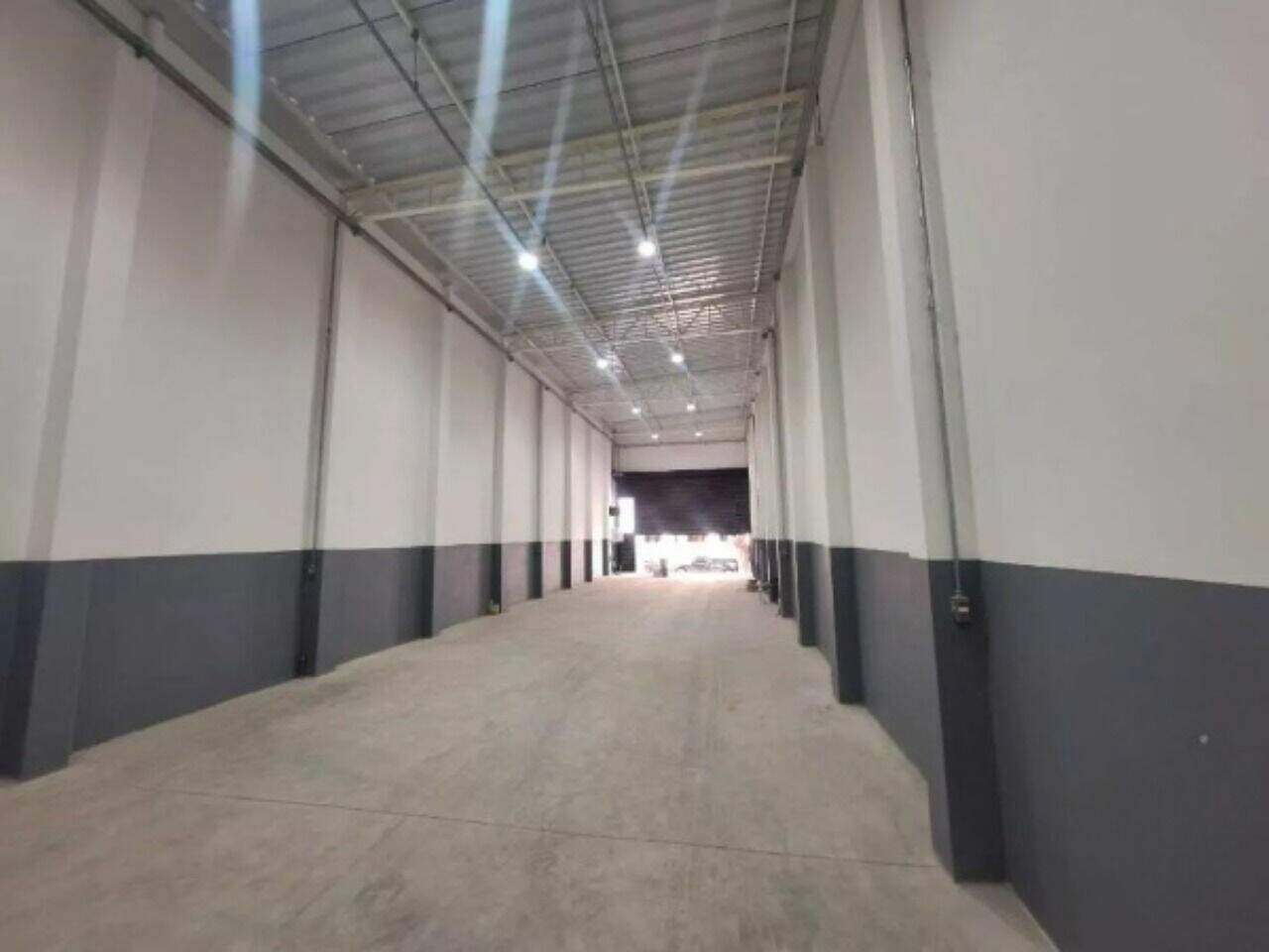 Galpão à venda no Centro: 