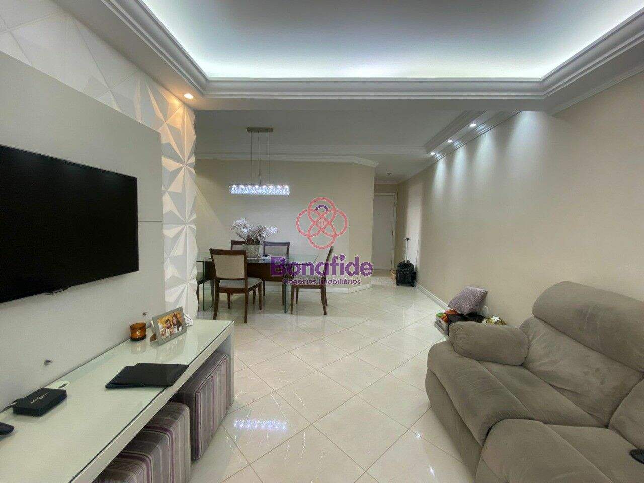 Apartamento à venda no Vila das Hortências: 