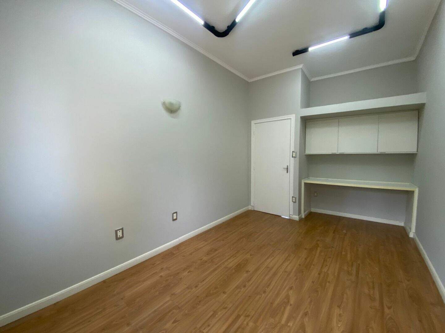 Casa à venda no Anhangabaú: 