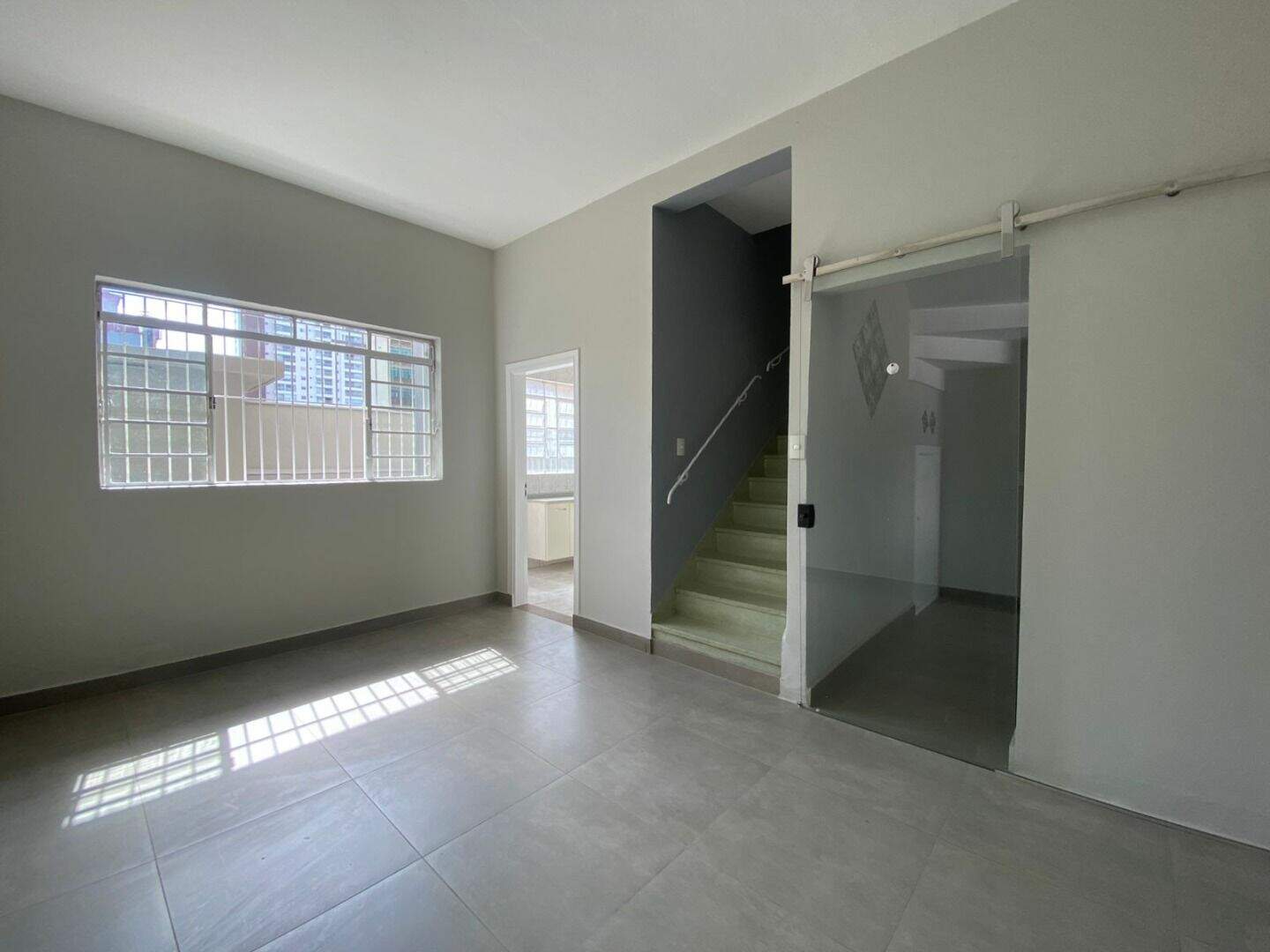 Casa à venda no Anhangabaú: 