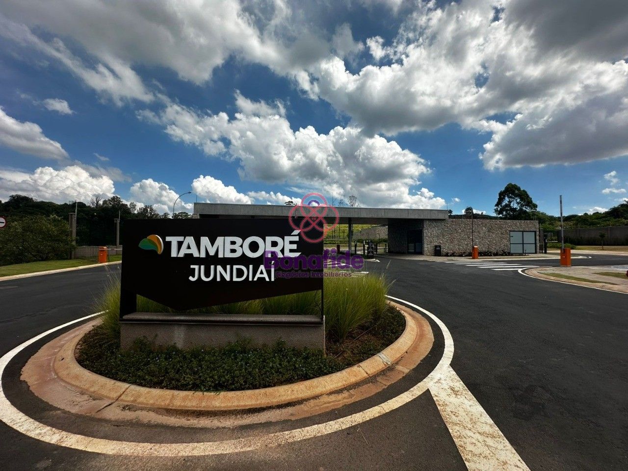 Terreno à venda no Ivoturucaia: 