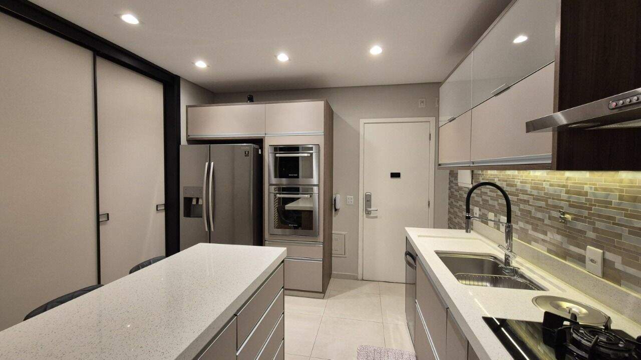 Apartamento à venda no Jardim das Samambaias: 