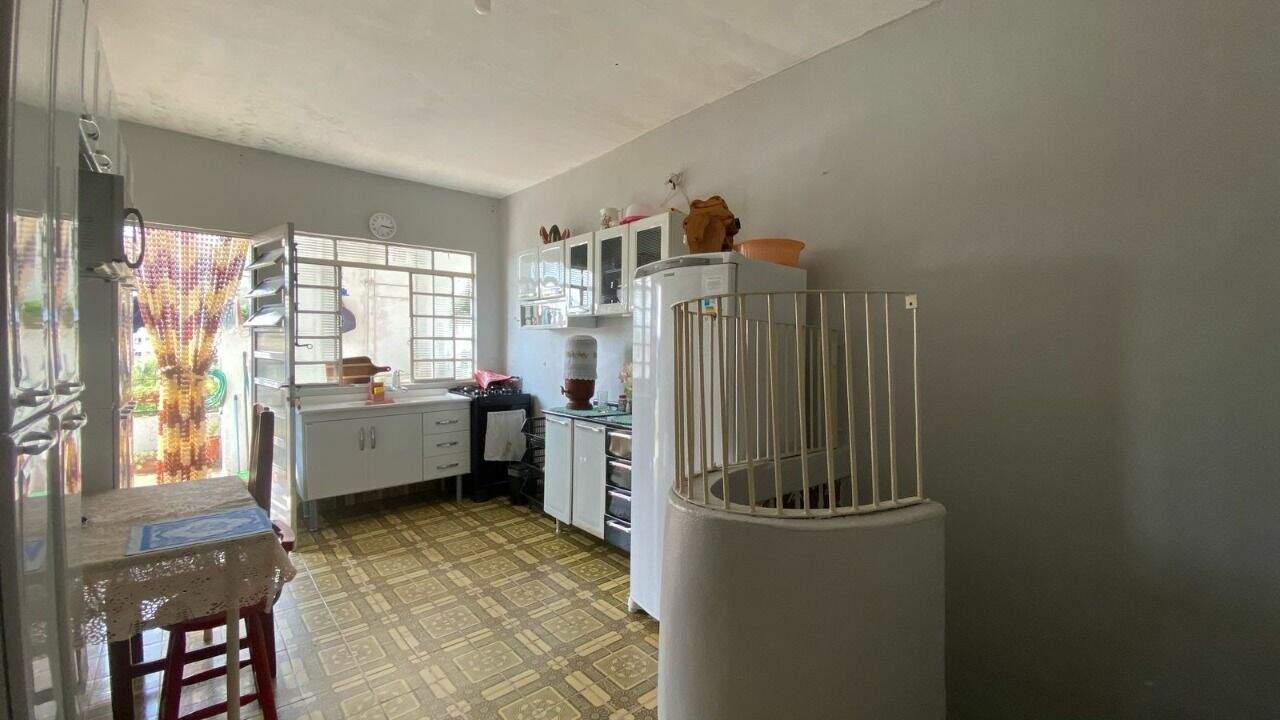 Casa à venda no Jardim Tamoio: 