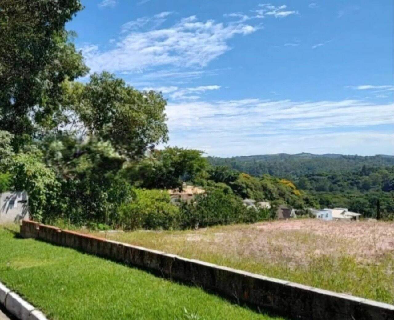 Terreno à venda no Jardim Dona Donata: 