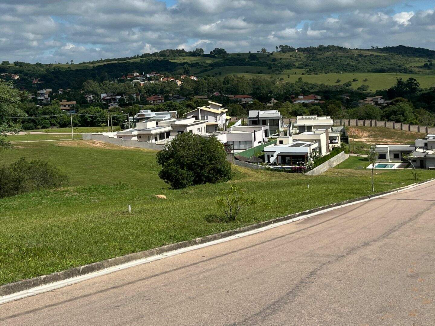 Terreno à venda no Dos Medeiros: 