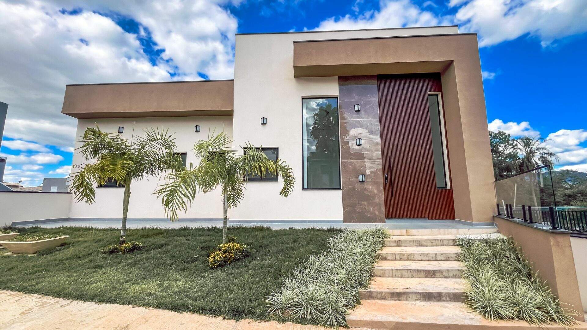 Casa à venda no Jardim Carolina: 