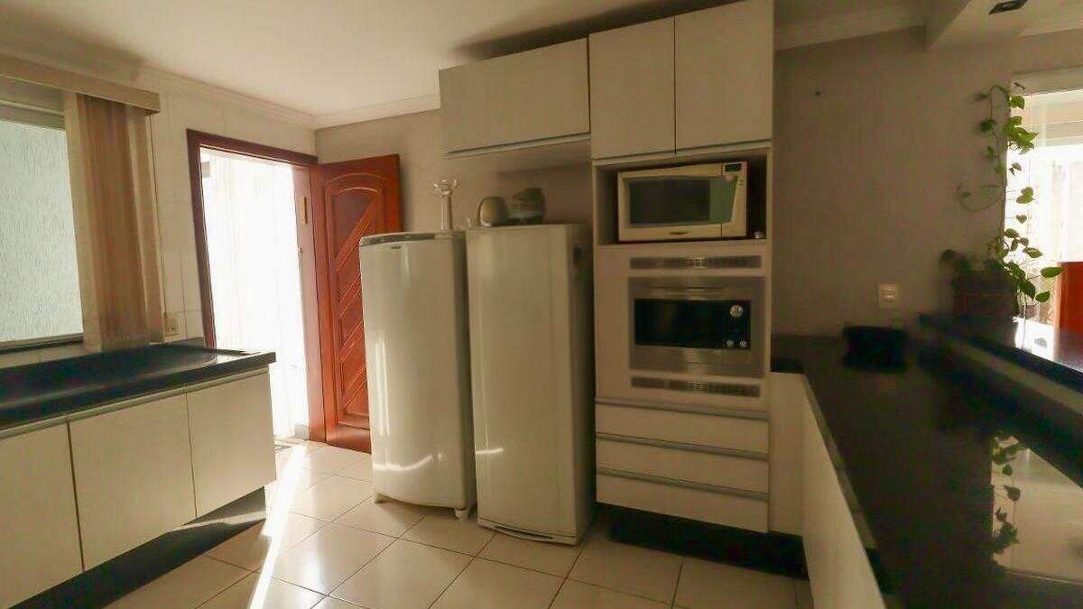 Sobrado à venda no Vila Nova Esperia: 