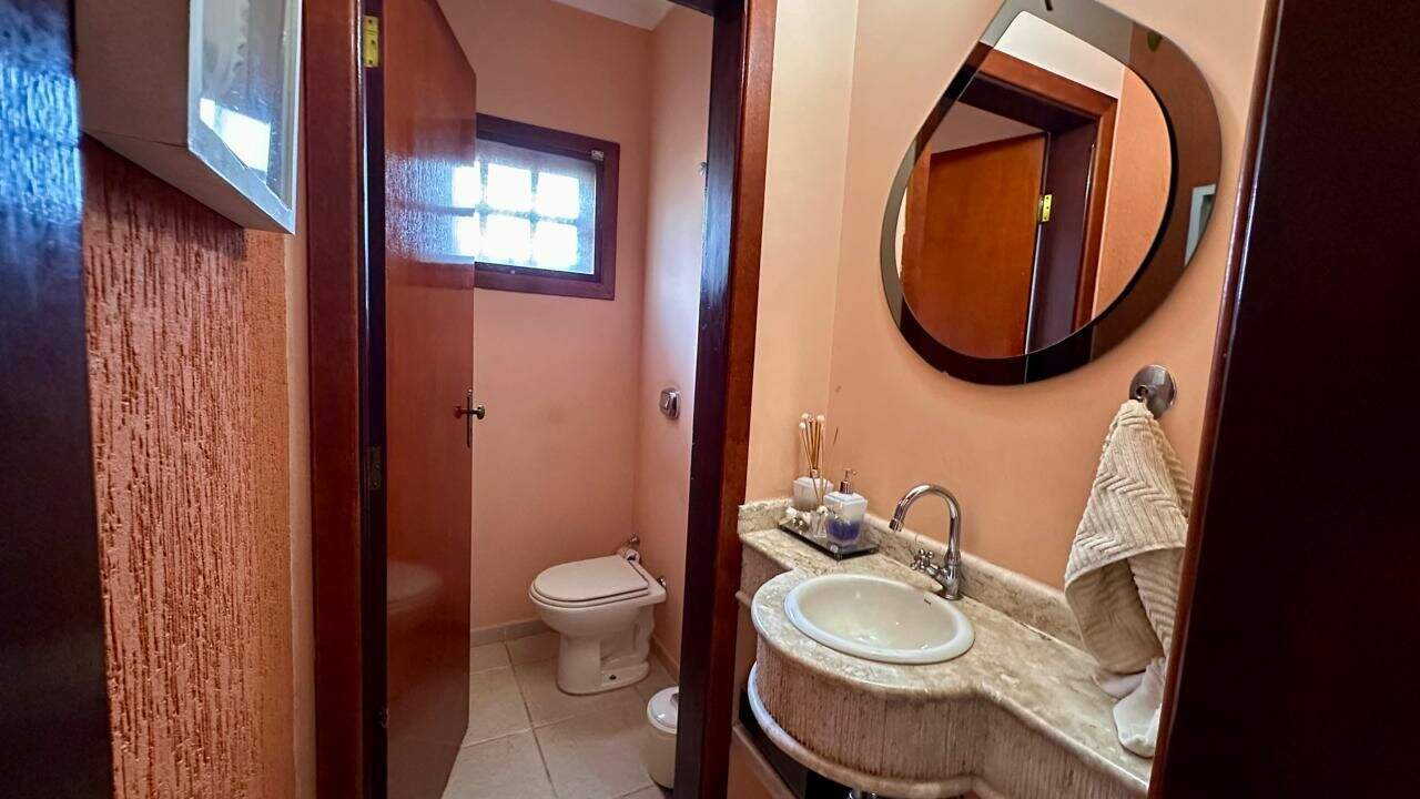 Casa à venda no Chácara Malota: 