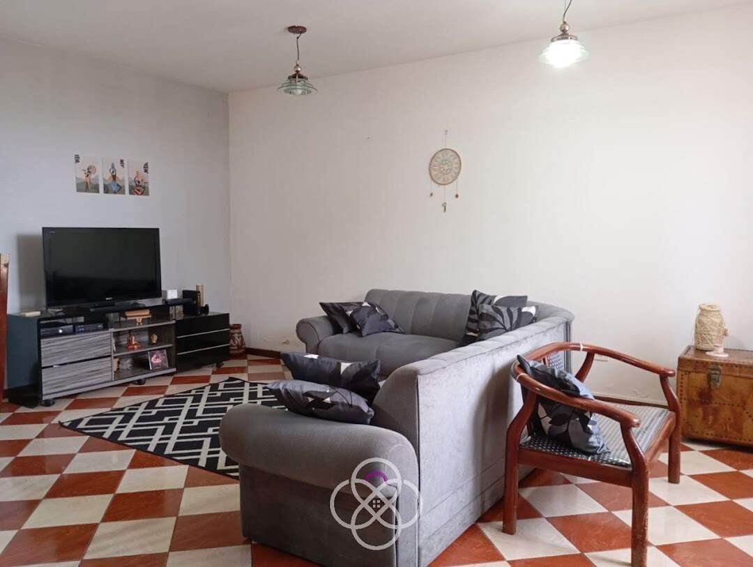 Casa à venda no Jardim Torres São José: 