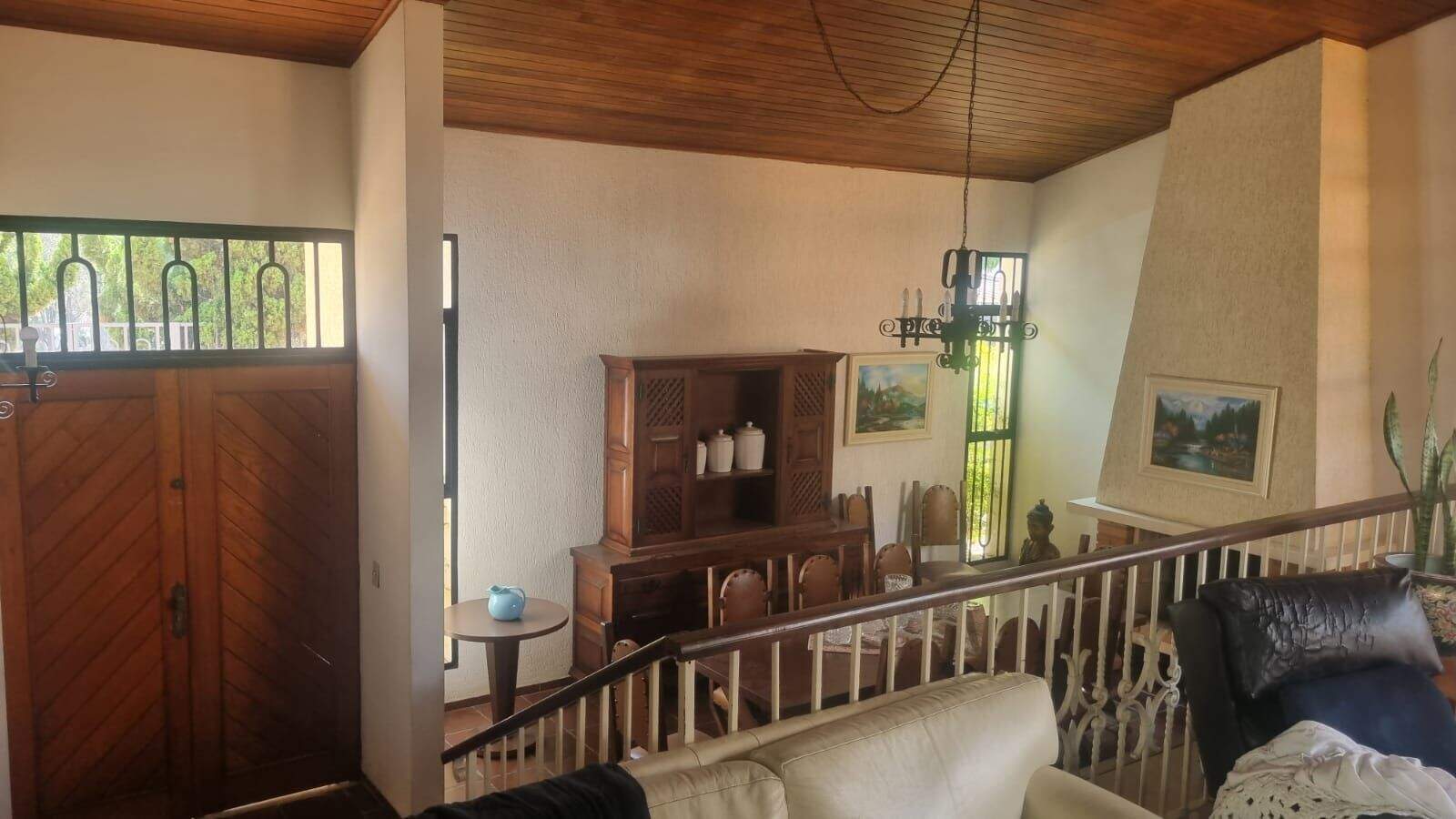 Casa à venda no Parque do Colégio: 