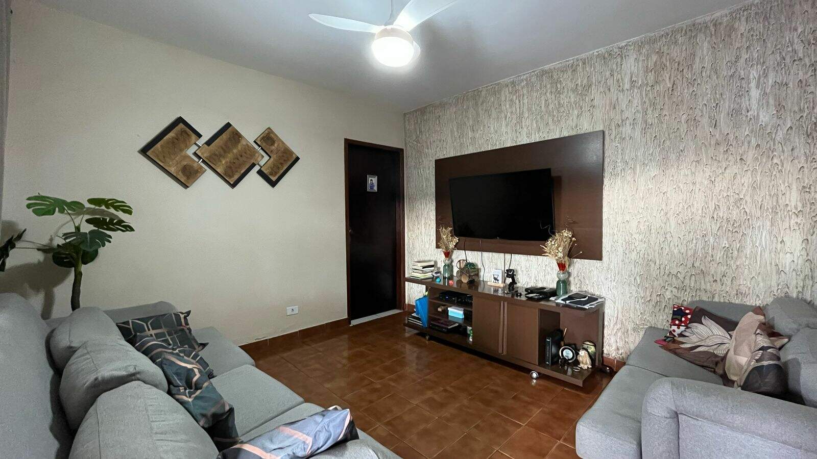 Casa à venda no Vila Nova Esperia: 