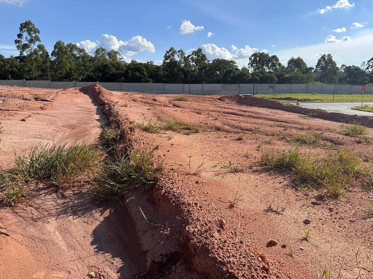 Terreno à venda no Corrupira: 