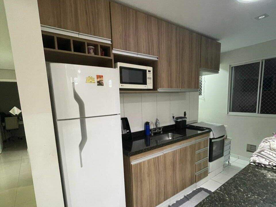 Apartamento à venda no Distrito Industrial: 