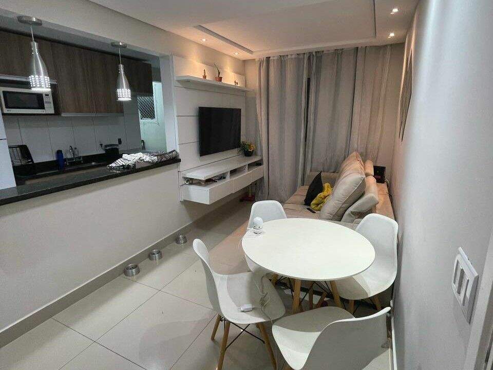 Apartamento à venda no Distrito Industrial: 