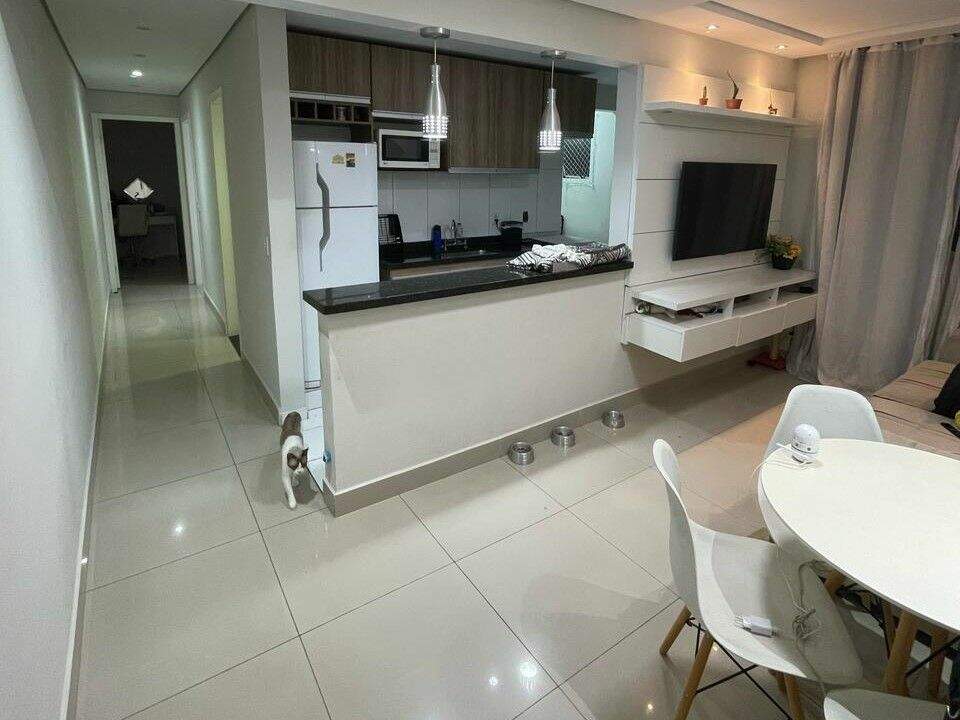 Apartamento à venda no Distrito Industrial: 