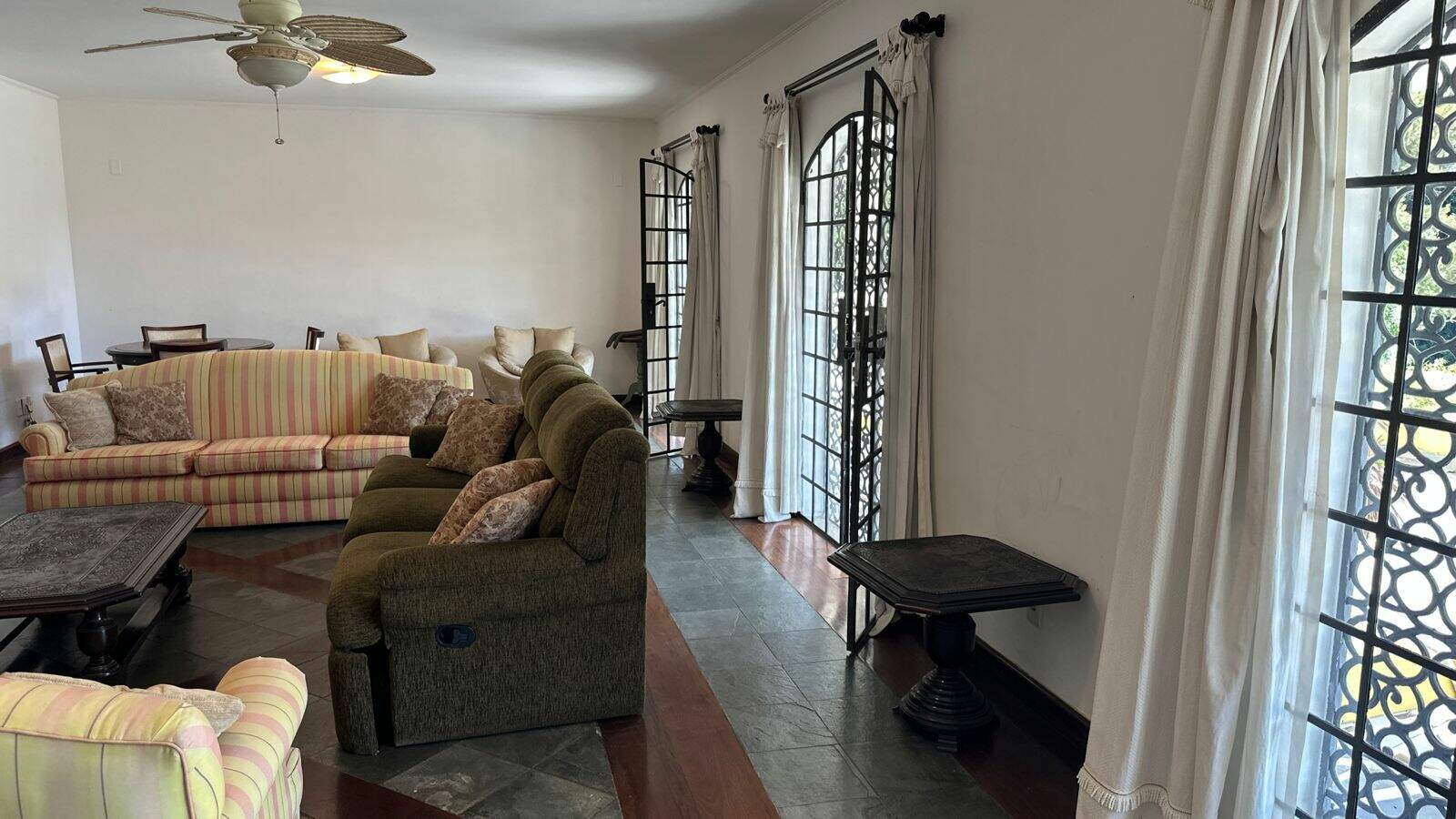 Casa à venda no Chácara Malota: 