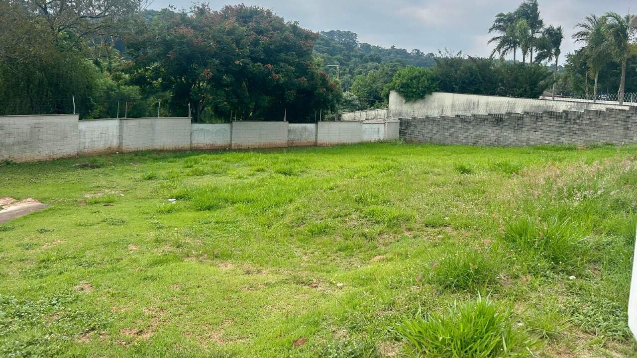 Terreno à venda no Chácara Malota: 
