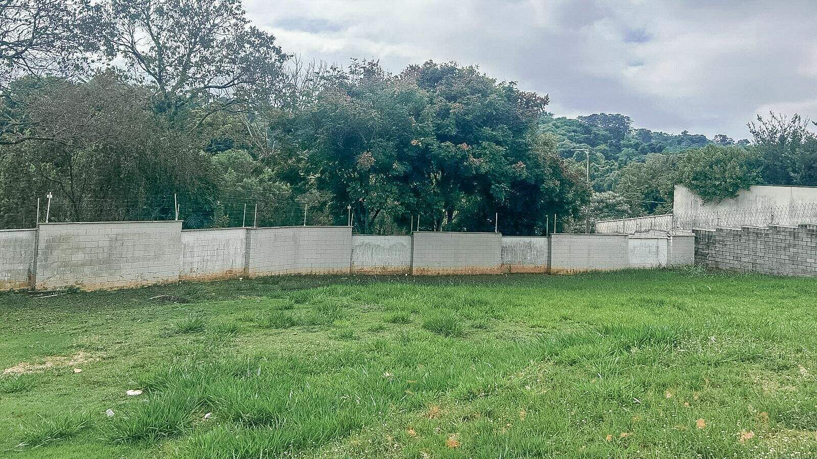 Terreno à venda no Chácara Malota: 