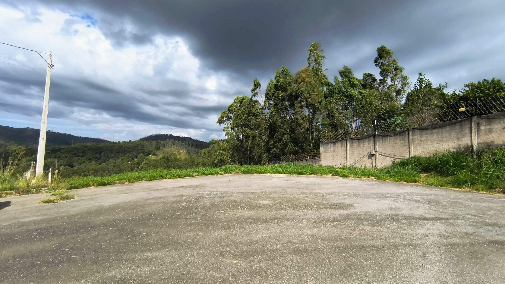 Terreno à venda no Chácara Lagoa Branca: 