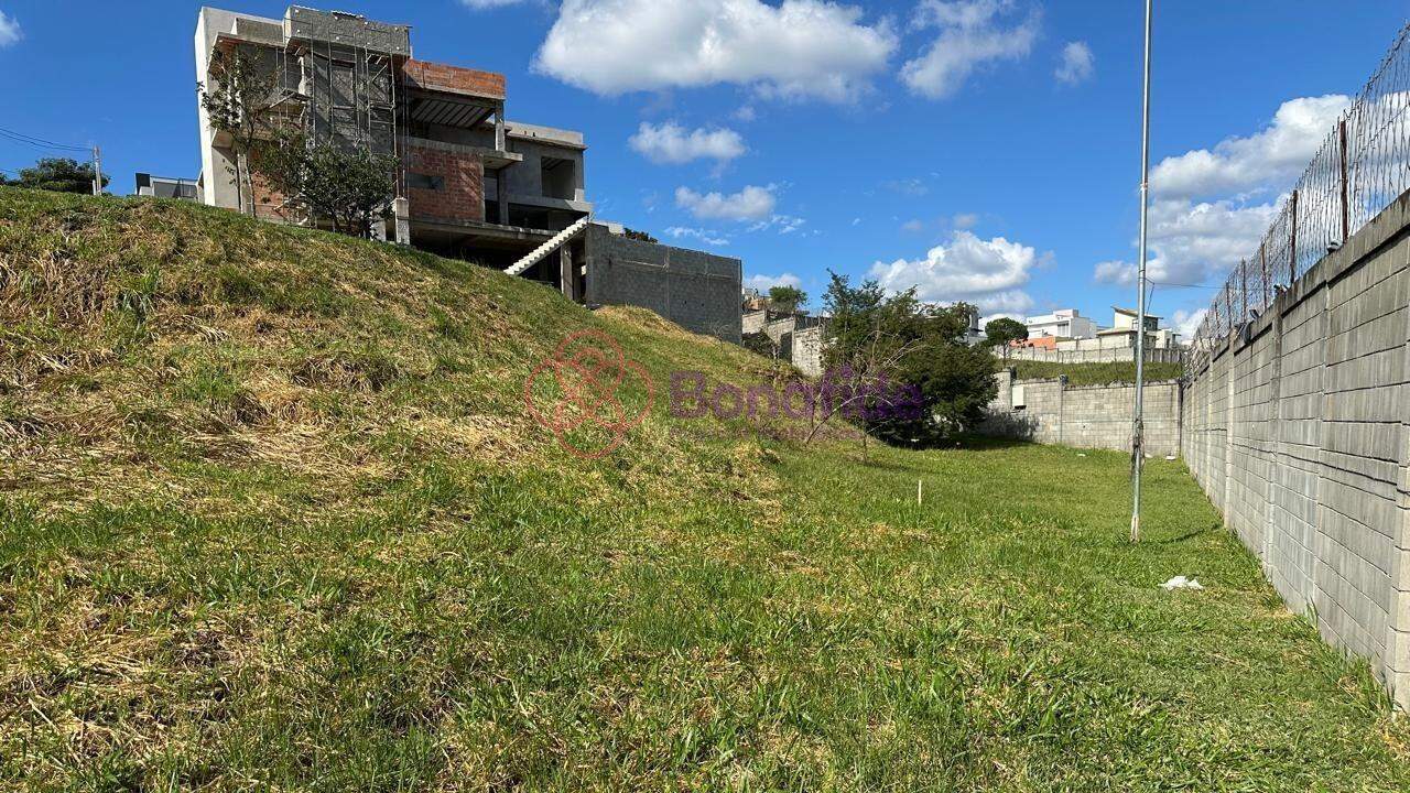 Terreno à venda no Vale Azul II: 