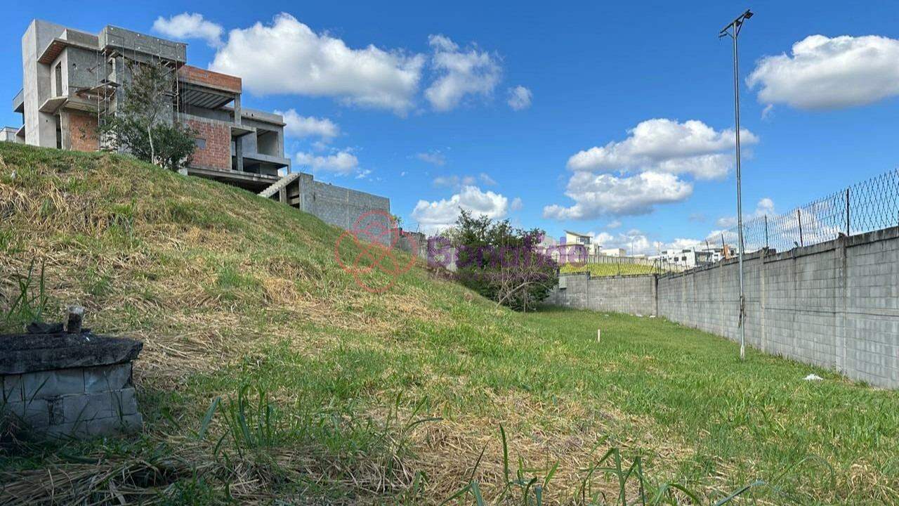 Terreno à venda no Vale Azul II: 